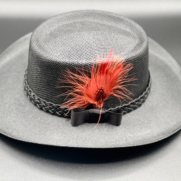 H20 Hat Gallero Style in Black/ Red Feather and Black headband  NWOT - Picture 8 of 9